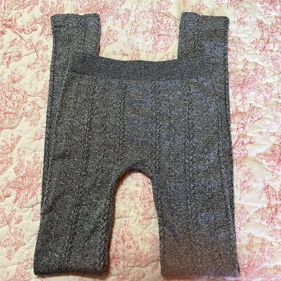 NWT NikiBiki black textured leggings one size fits all - Picture 6 of 11